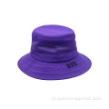 Paarse emmer hoed cap aangepast